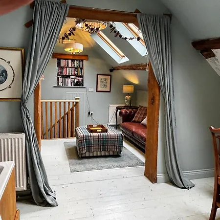The Coach House Semesterbostad *